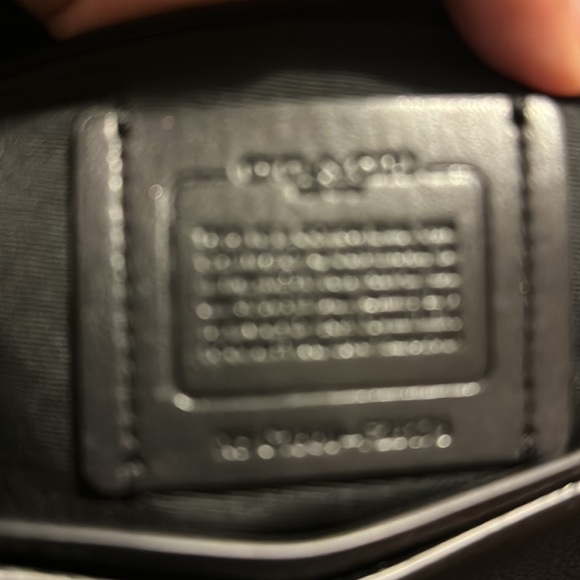 Authentic Coach - Faye Carryall Purse Colorblock with Shoulder Strap - Picture 4 of 5